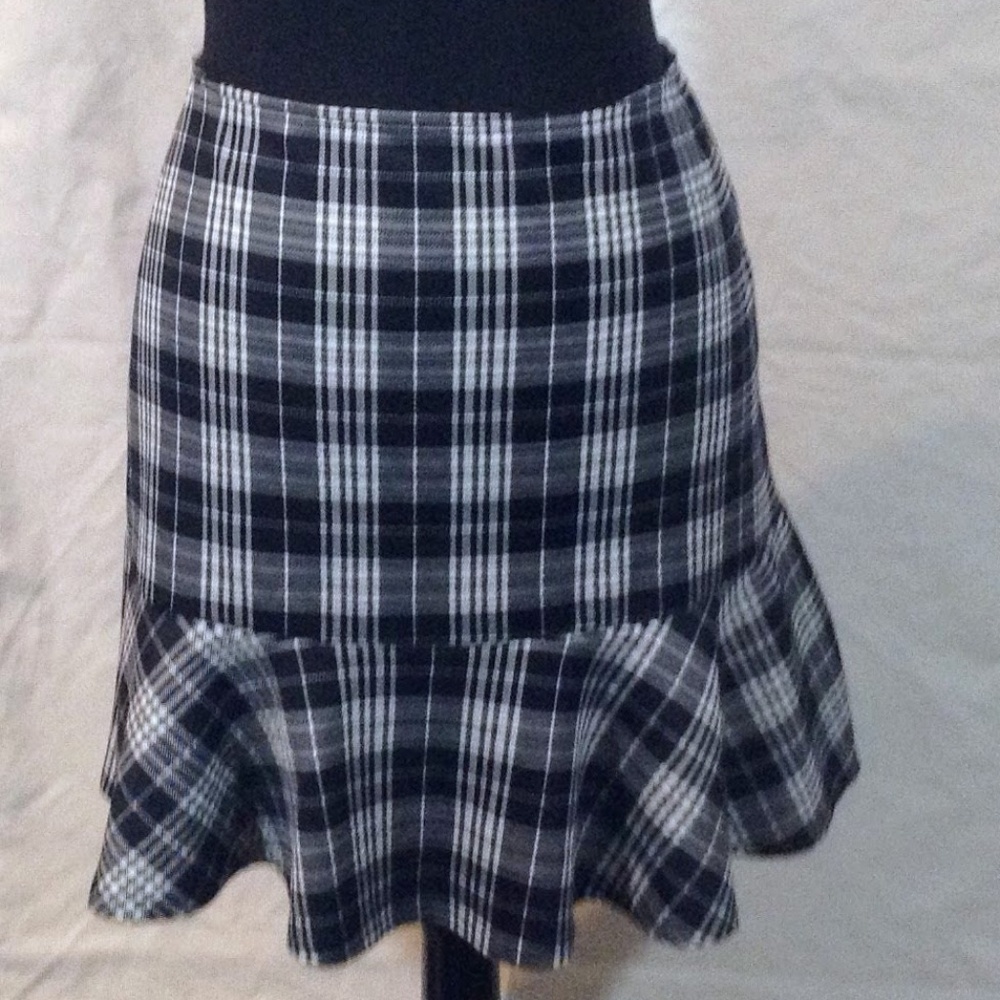 NWOT Black & White Checkered Mini Skirt, Sz L, Zip